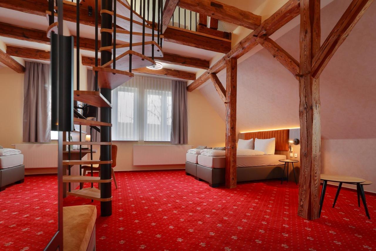Landhotel & Brauhaus Prignitzer Hof プリッツヴァルク エクステリア 写真