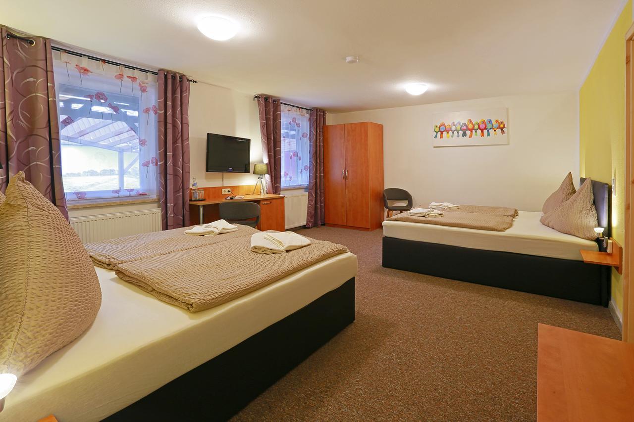 Landhotel & Brauhaus Prignitzer Hof プリッツヴァルク エクステリア 写真