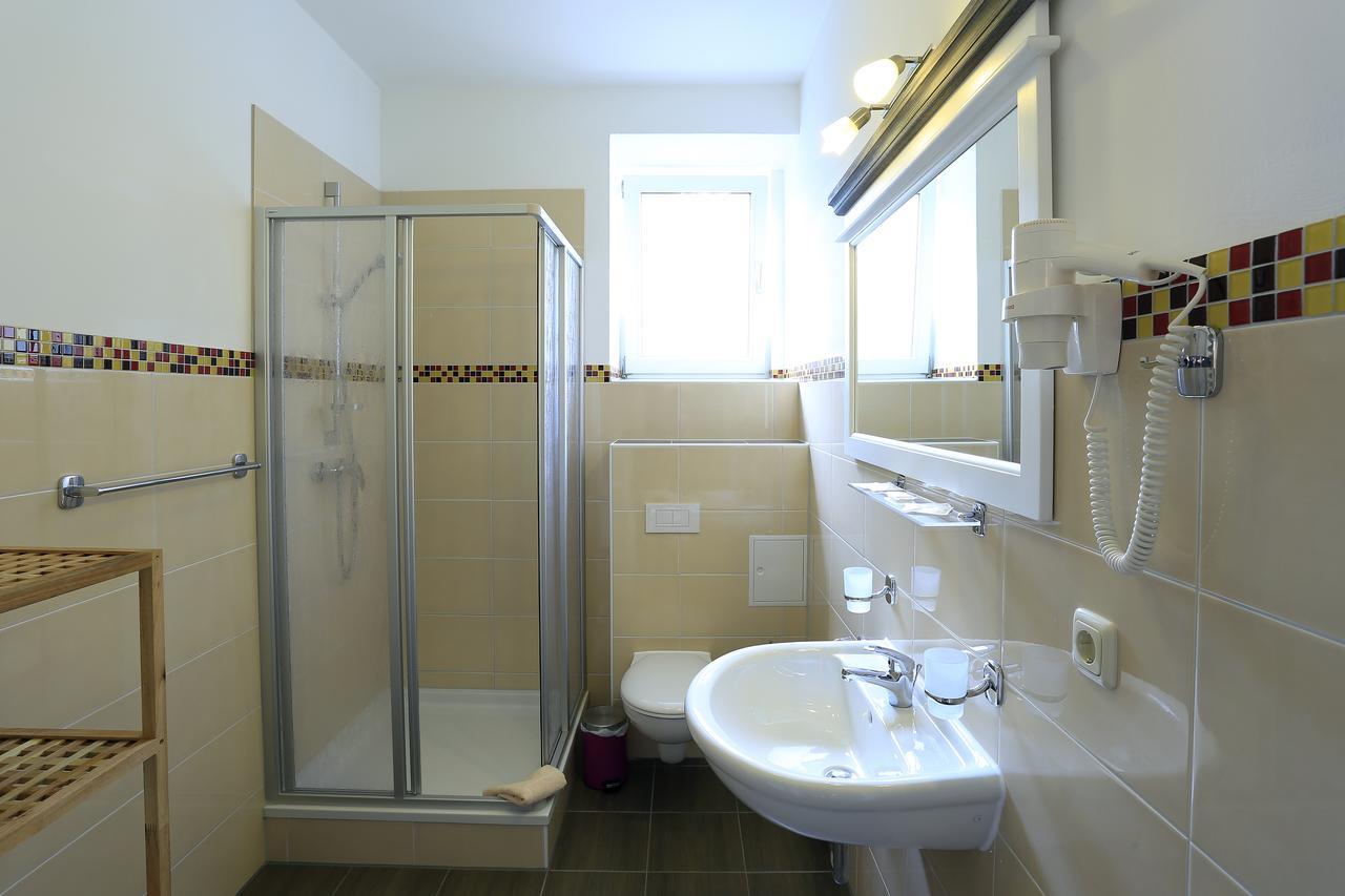 Landhotel & Brauhaus Prignitzer Hof プリッツヴァルク エクステリア 写真