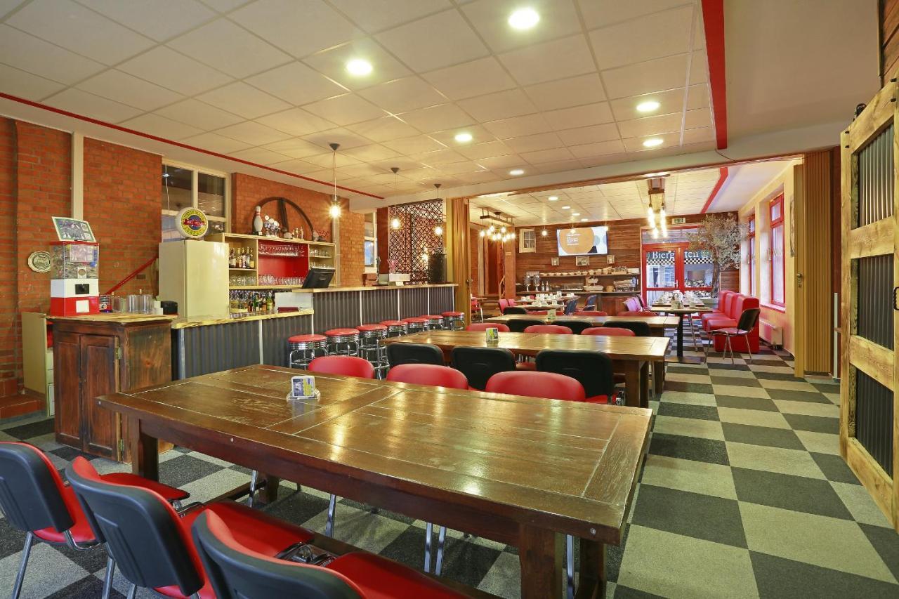 Landhotel & Brauhaus Prignitzer Hof プリッツヴァルク エクステリア 写真